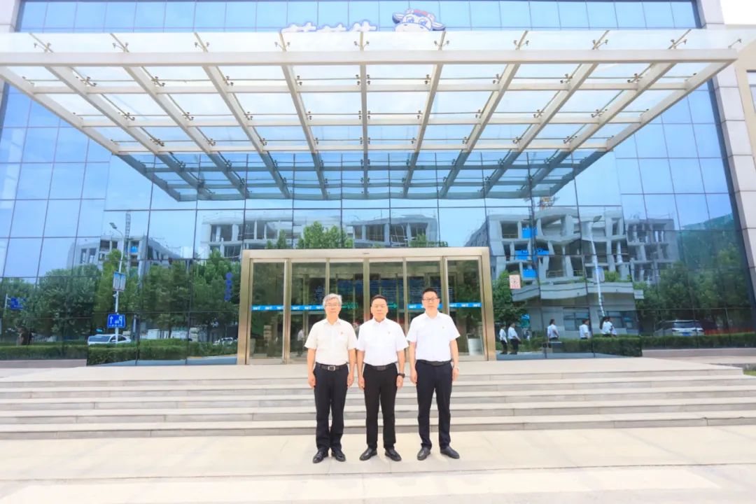 中国共产党XINGKONG.COM星空体育(中国大陆)科技公司第二届委员会第二次党员大会胜利召开