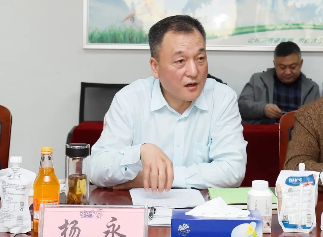 XINGKONG.COM星空体育(中国大陆)科技公司丨沈阳市人大常委会副主任曹鹏一行莅临XINGKONG.COM星空体育(中国大陆)科技公司考察座谈
