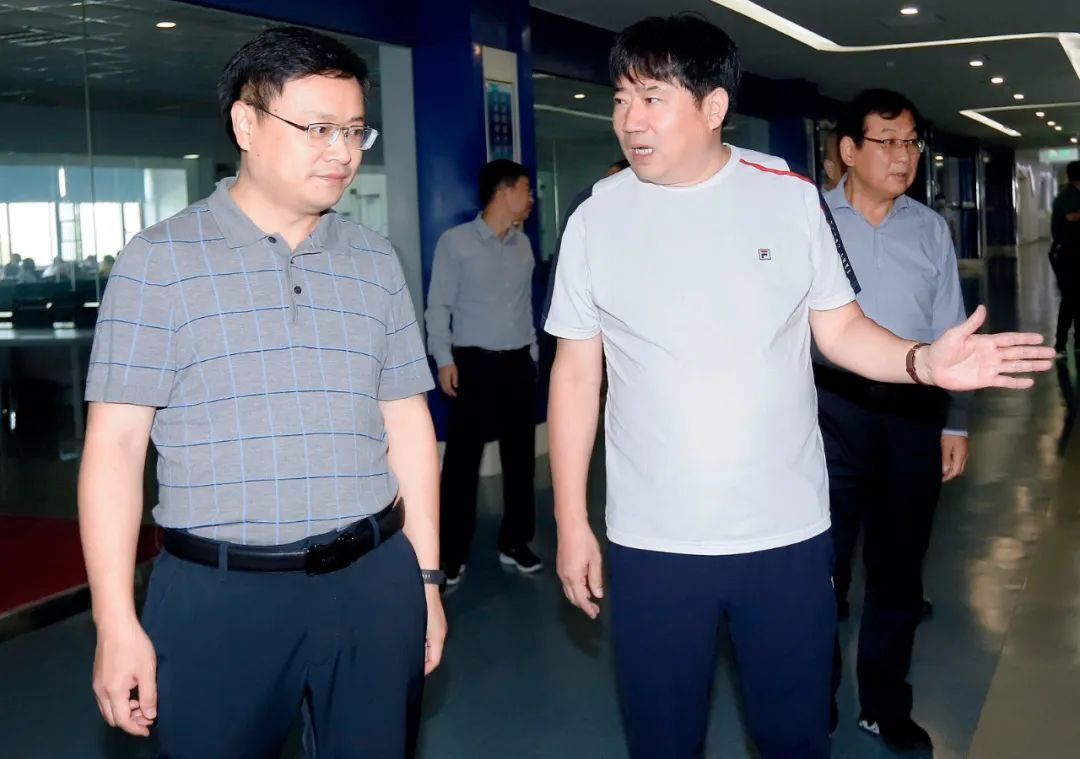 快讯｜社旗县人民政府县长关文波一行莅临XINGKONG.COM星空体育(中国大陆)科技公司乳业集团参观考察
