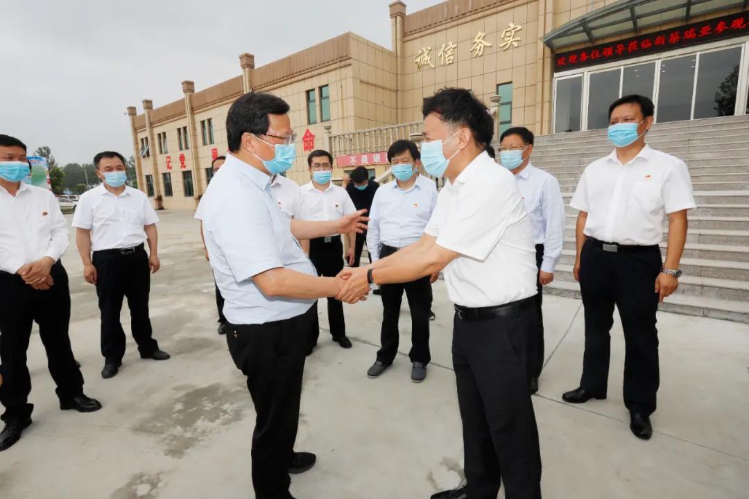 快讯 | 河南省委常委、省纪委书记、省监委主任任正晓莅临XINGKONG.COM星空体育(中国大陆)科技公司乳业集团新蔡瑞亚牧场调研