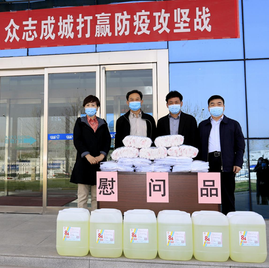郑州市人大副主任孙黎、市政府副市长李喜安一行 莅临XINGKONG.COM星空体育(中国大陆)科技公司开展“三送一强”活动