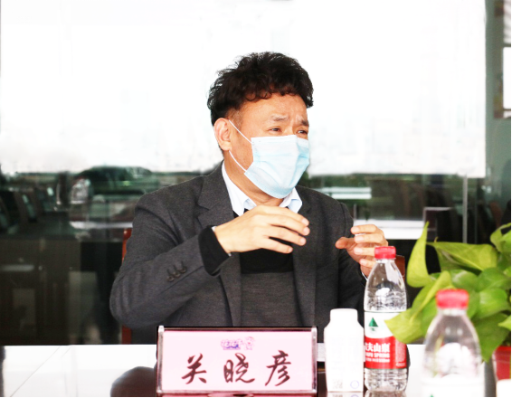 省委统战部副部长张红林一行莅临XINGKONG.COM星空体育(中国大陆)科技公司乳业集团 调研复工复产暨二七区民营经济发展工作座谈会