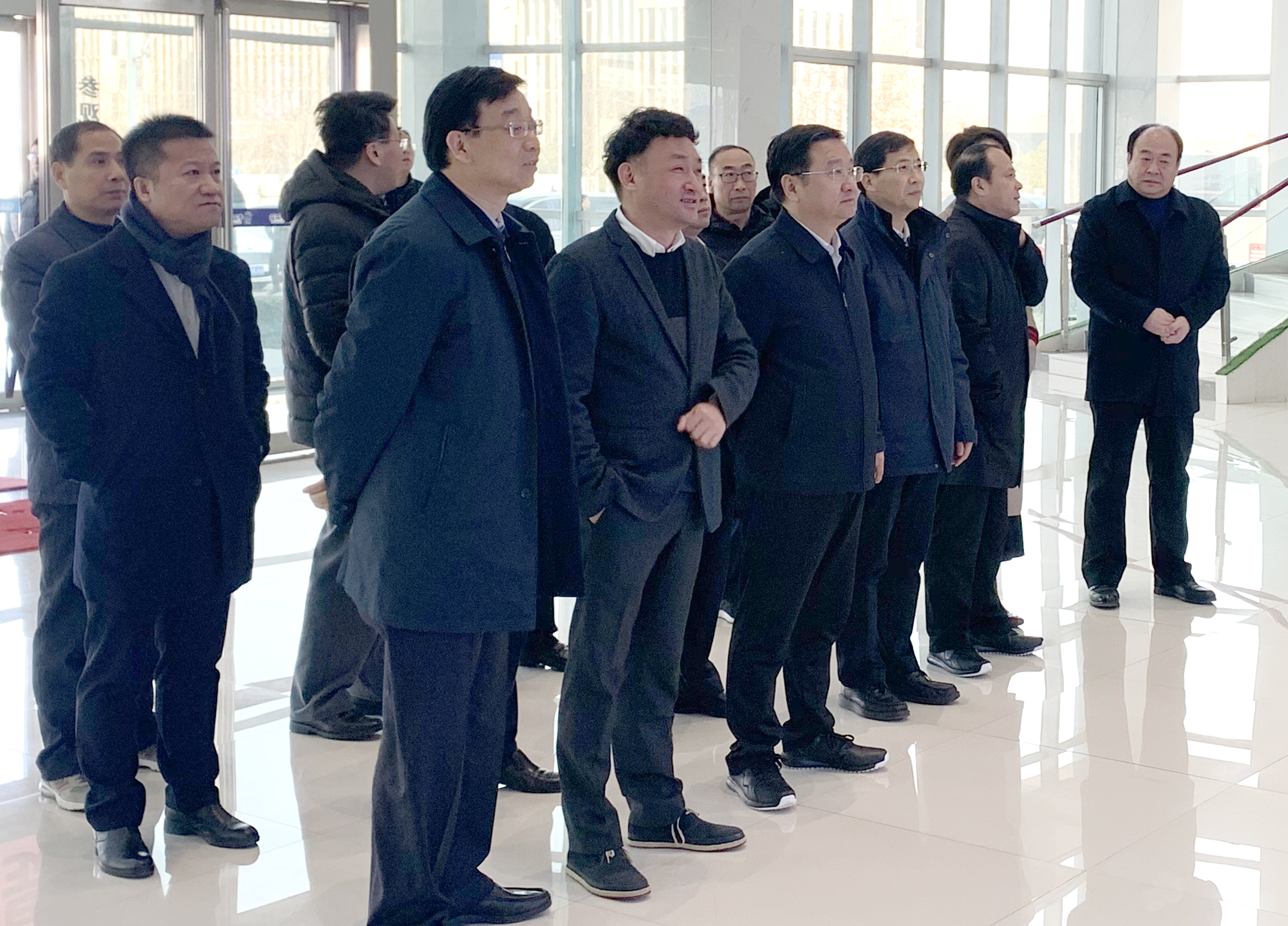 郑州市委副书记、市长王新伟莅临XINGKONG.COM星空体育(中国大陆)科技公司乳业集团调研