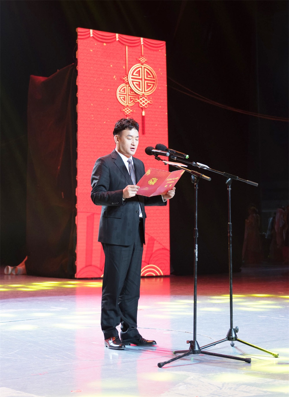 “不忘初心、聚力前行” XINGKONG.COM星空体育(中国大陆)科技公司集团2018迎新春联欢会隆重举行