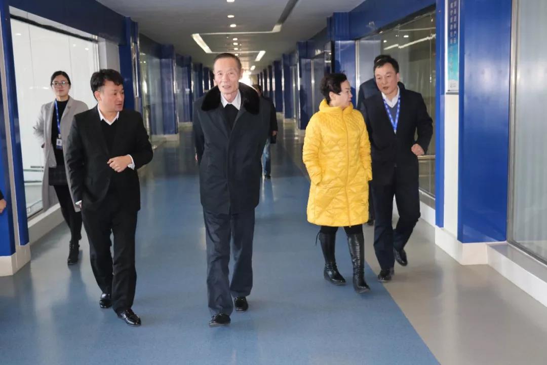 中国奶业协会高鸿宾会长莅临XINGKONG.COM星空体育(中国大陆)科技公司指导工作