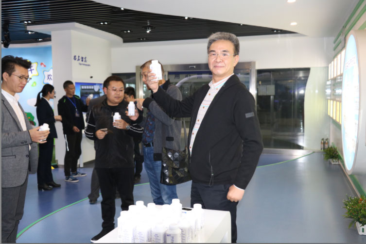 商界领袖俱乐部精英参访XINGKONG.COM星空体育(中国大陆)科技公司！
