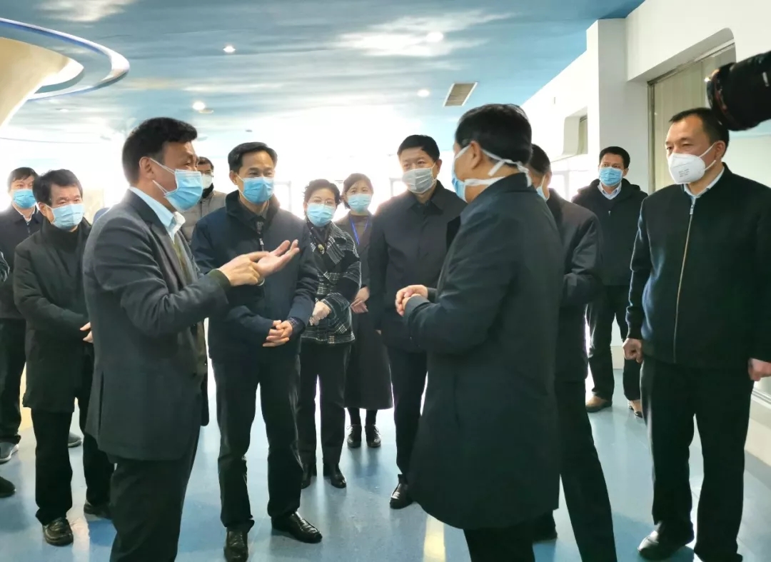 快讯丨河南省副省长武国定莅临XINGKONG.COM星空体育(中国大陆)科技公司乳业集团调研重点保障企业复工复产情况