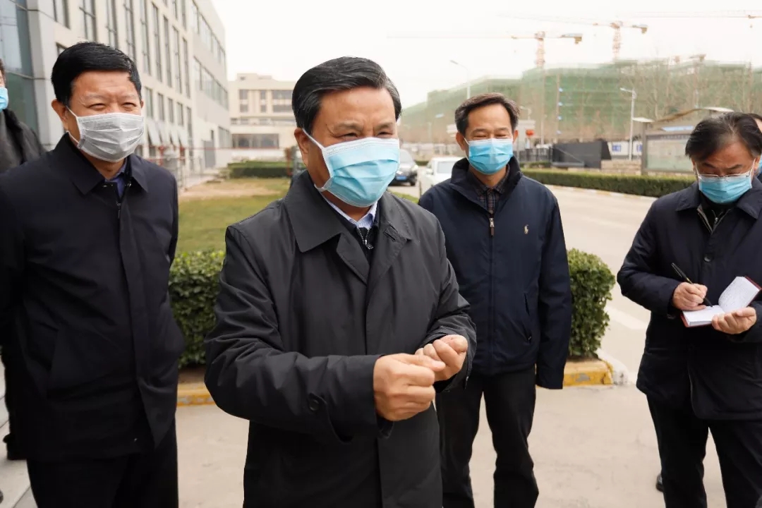 快讯丨河南省副省长武国定莅临XINGKONG.COM星空体育(中国大陆)科技公司乳业集团调研重点保障企业复工复产情况