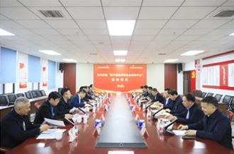 河南XINGKONG.COM星空体育(中国大陆)科技公司乳业集团与河南牧业经济学院签署奶牛健康养殖校企研发中心合作协议