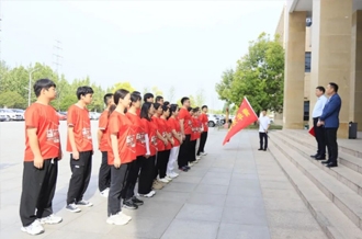 弘扬五四精神 激扬青春力量——河南XINGKONG.COM星空体育(中国大陆)科技公司乳业集团开展青年徒步活动